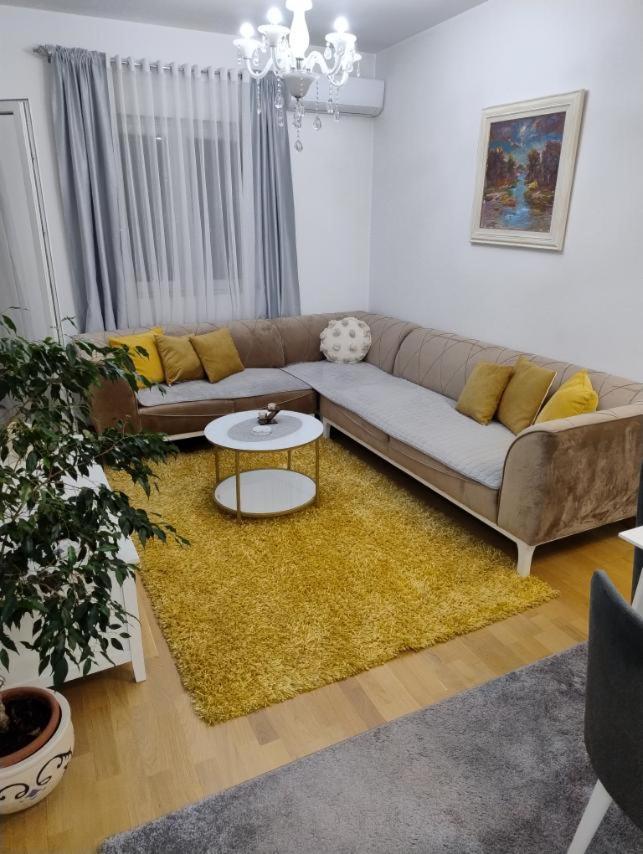 Lovely Apartment - Ljupki Stan Podgoriçe Dış mekan fotoğraf